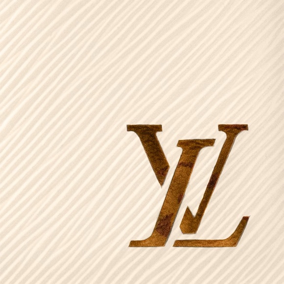 💥SOLD💥Louis Vuitton Marelle - Picture 8 of 13